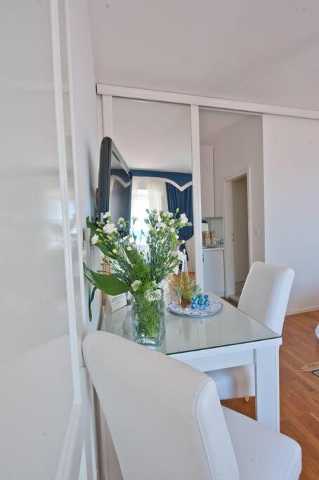 Blue Studio Apartment Next To The Beach Dubrovnik Exterior photo